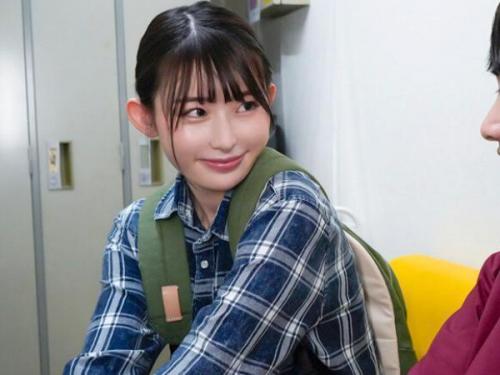 ＜宮島めい＞魅惑のプロポーションを持つ欲求不満な人妻が、豊満なバストを披露し、パート先の若いバイト男性と情熱的な不倫のひとときを過ごす！
