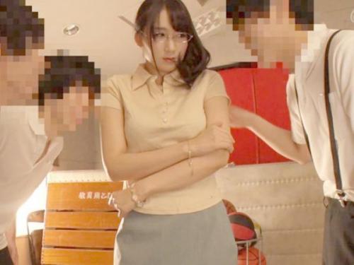 ＜葵千恵ｘ女教師＞美ボディ美熟女先生が熟れたボディを悪ガキ達にたっぷりハメられ快楽堕ち！