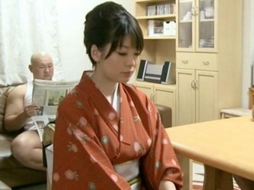 ＜ながえスタイル＞お高くとまった和装美熟女奥さんが他人棒に激しくハメられイキまくる！