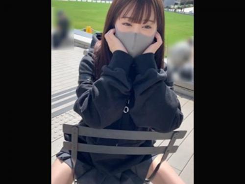 ＜ハメ撮りｘ美少女＞アイドル目指す色白美少女がスカウトに騙され肉棒咥えてハメられる！