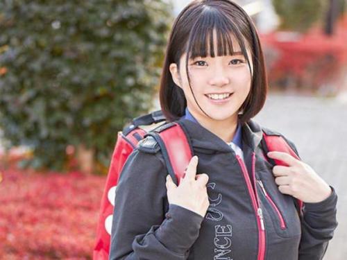 ＜マジックミラー号＞運動に専念する体育会系の美少女が自らを素材に興奮し、勃起したペニスに欲情して激しく交わる！