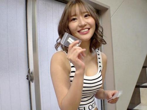 ＜百永さりなｘキメセク＞頭の中は快楽でいっぱいの美巨乳お姉さんが錯乱セックスでイキまくる！