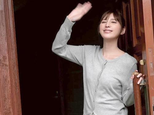 ＜仲村みうｘ近親相姦＞控えめ美人の若妻が濃厚義父にこってりハメられ快楽堕ちのイキまくり！