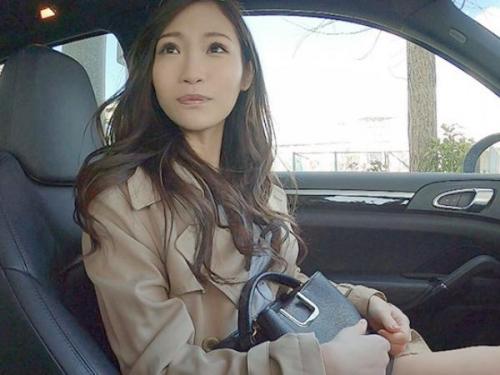 ＜AVデビューｘ黒谷咲紀＞色気ムンムンの巨乳美人お姉さんが淫らに肉棒咥えて濃厚セックス！