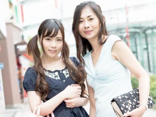 ＜母娘ナンパ＞エッチ大好き美人奥さんが娘の前で他人棒をむしゃぶりついて不倫セックス！