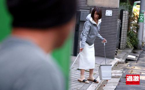 熟女人妻びっくり超快感！媚薬でイキまくる！
