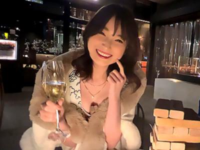 【ハメ撮り×中出し】酔ったらヤレる噂のある某会員制ラウンジ上位の美人お姉さんとハメ撮りSEXして中出ししたったｗｗｗ
