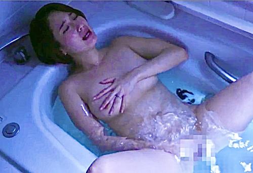＜NTR人妻熟女＞ムチムチ豊満美魔女妻が旦那の上司と子作り！夫の夢を叶えるため禁断不倫寝取られ膣内射精セ●クス！