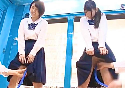 膣洗浄機！？ただのホース！水を流しおま〇こに当てイジイジパコパコ♡