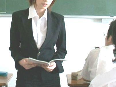 ＜女教師！！＞巨乳オッパイの女教師が先輩の先生に縛られて調教エロ行為されちゃう！！！