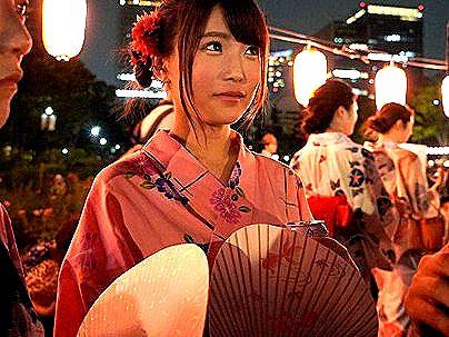 ＜素人ナンパ！＞ウブに見えて淫乱なカワイ子ちゃん！夏祭りナンパでエチエチ持ち込んじゃうぞ！