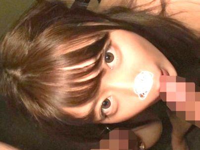＜素人ハメ撮り！＞セフレ最高！！滅茶苦茶カワイ子ちゃんセフレと３Pとかしちゃうぞ！！！！