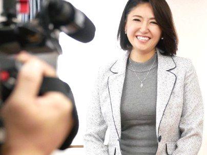 ＜初撮り！＞性欲高めの豊満ムチムチエロい体の熟女が旦那を裏切りＡＶデビューしちゃうｗｗｗ