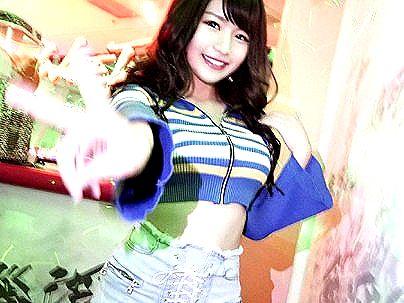 ＜素人ナンパ！＞スレンダー細身美乳オッパイのクラブで見つけた可愛い美少女！ゲットしてエロ行為に持ち込んじゃうぞ！