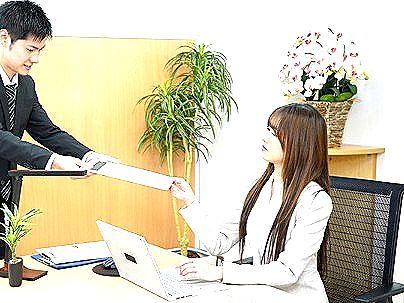 ＜女上司！＞人妻だけど綺麗で優しい美人OLの先輩！まさかの相部屋になって我慢限界でオチンポ挿入したったｗ