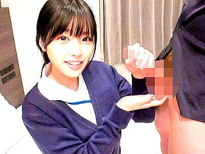 ＜素人ナンパ！＞清楚系上品な感じGカップ爆乳看護師ナース！口説かれてエロ行為になるぞ！