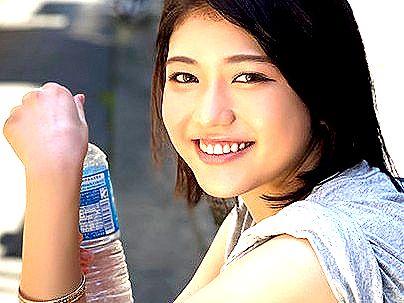 ＜AVデビュー！＞激カワ最高すぎるフィリピンハーフ美女！ＡＶ出演決めちゃうぞ！