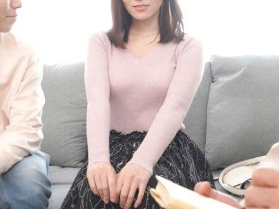 ＜NTR！＞「ダメです…」上品な感じの美人彼女！小説家が彼氏の父親でネトラレ行為になるぞ！