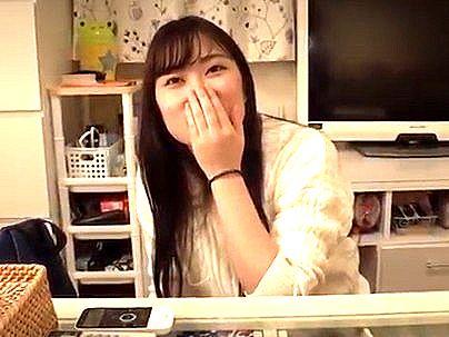 ＜素人ナンパ！＞真面目そうな清楚系可愛らしい女子！エロ企画で童貞君相手に筆おろしシテクレチャウ！