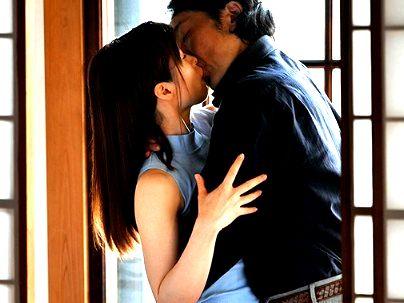 ＜琴井しほり！＞「ｈしたいの…♡」偶然の再会から興奮してしまい・・元カレとエロ行為になるぞ！