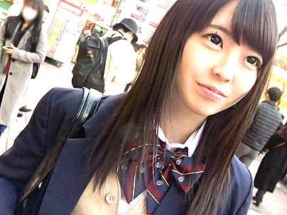 ＜素人！＞シロウトのレベルではちょー可愛い美少女！生ちんぽでザーメン中出し膣内射精に！
