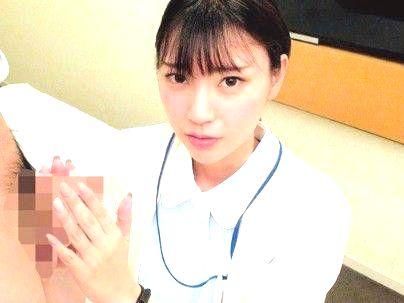 ＜素人ナンパ＞ＳＳＳ級レベルの可愛すぎ美少女なのに淫乱とかマジで最高の看護師ちゃん！！！！