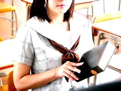 ＜文学少女！＞マジで可愛い！真面目そうな清楚系女子が先生とエロ行為シチャウゾ！！！！