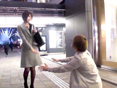 ＜土下座！＞素人のOLお姉さんに土下座で頼んでエロ行為になっちゃうぞｗｗｗｗｗ