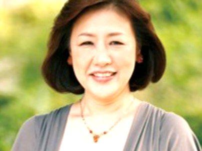 ＜還暦手前の58歳！＞マニアにはたまらない豊満ムチムチエロい体の熟女がAV出演デビューしちゃうぞｗｗｗｗ
