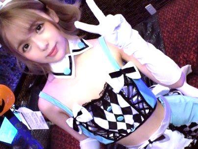 ★滅茶苦茶エロカワイ子ちゃんギャル定員がエロコスプレでエチエチシチャウｗｗｗｗｗ