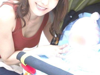 ＜マジックミラー号！＞「だめなの…に」色っぽい感じの美人奥さん！お子さんを持つママがＭＭ号でネトラレ行為になるぞ！