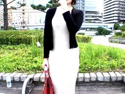 ＜人妻！＞「欲求不満なの…♡」性欲高めくそ、エッロイ奥さん！他人棒で浮気不倫エロ行為しちゃう！