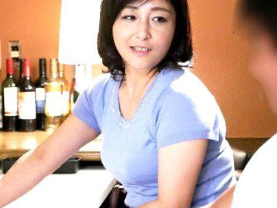 ＜隣の奥さん＞エロい感じの熟女が夫婦喧嘩できたので話聞いてるうちに・・・