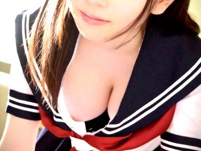 ＜デカパイ＞スタイル抜群ボインのセーラー服女子に我慢限界で一線超えちゃうぞ！！！