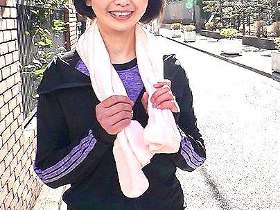 ＜生野光代！＞ジョギング大好きな五十路妻！他人棒でネトラレ行為になっちゃう！