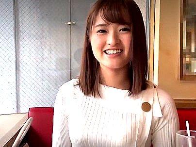 ＜素人ハメ撮り＞真面目そうな清楚系カワイ子ちゃんがハメ撮りエチエチシチャウゾ！！！！