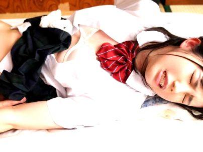 ＜双葉くるみ！＞「たすけて…」真面目そうなかわいい女子！義父さんに強引にエロ行為に持ち込まれるゾ！