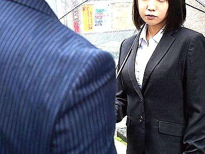 ＜相部屋！＞苦手で嫌いな最低な元カレと仕事で相部屋！婚約してる可愛い美少女がネトラレ行為になっちゃう！