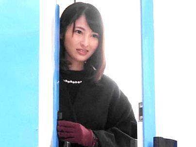＜マジックミラー号＞清楚な感じの奥さんがMM号でエロ行為になるぞ！！！！