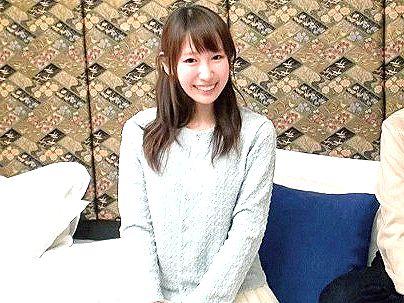 ＜素人ナンパ！＞「初めまして…」上品な感じの清楚系女子！テレビ局前でゲットしてなし崩し的エロ行為に！