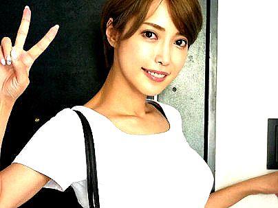 ＜自宅訪問！＞スレンダー細身美乳オッパイ可愛い美少女ＡV女優！ファン感謝企画でエロ行為しちゃう！
