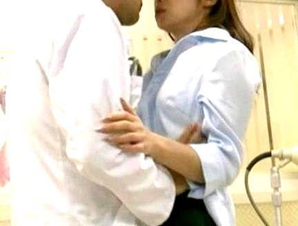 ＜浮気がしたい人妻たち！＞スレンダー奥さん人妻が他人棒で浮氣不倫寝取られ行為に！！！