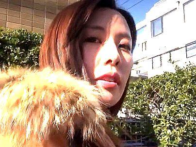 ＜素人！＞「え、なんですか？！」街で見かけた性欲高めの美魔女奥さん！ゲットしてエロ行為楽しんじゃうゾ！！