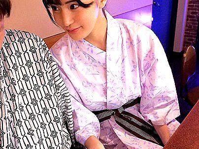 ＜相部屋！＞グラマラスエロい体の美人上司OL！相部屋で後輩とエロ行為しちゃうぞ！
