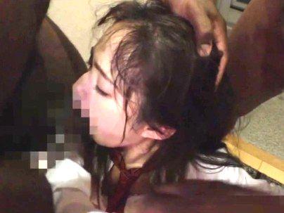 ＜自宅押し込み＞スレンダー細見カワイ子ちゃんが黒人チンポで犯されレイプされる！！！！