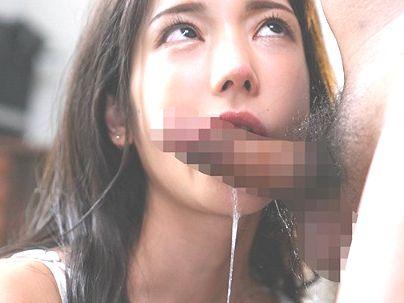 ＜楓カレン＞「もうダメ・・」スリムな体の美人人妻！義父にヤラレマクリになっちゃうゾ！！