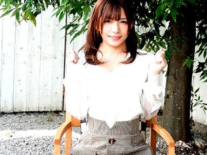＜麻里梨夏！＞「復活ｗW！」スリムな体のカワイ子ちゃんAV女優！電撃復帰で最高でしょ！