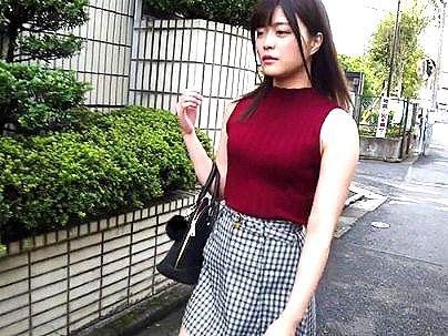 ＜奏音かのん！＞清楚系お嬢様上品な感じの美少女！シェアハウスでエロ行為になるぞ！