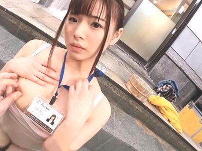 ＜SOD女子社員！＞めちゃくちゃエロいカワイ子ちゃんの若手ADがなし崩し的エロ行為に持ち込まれるぞ！！！