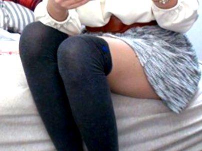 ＜素人ナンパ！＞エロカワイ子ちゃんギャルがやり部屋でエロ行為しかも盗撮されてるぞ！！！！